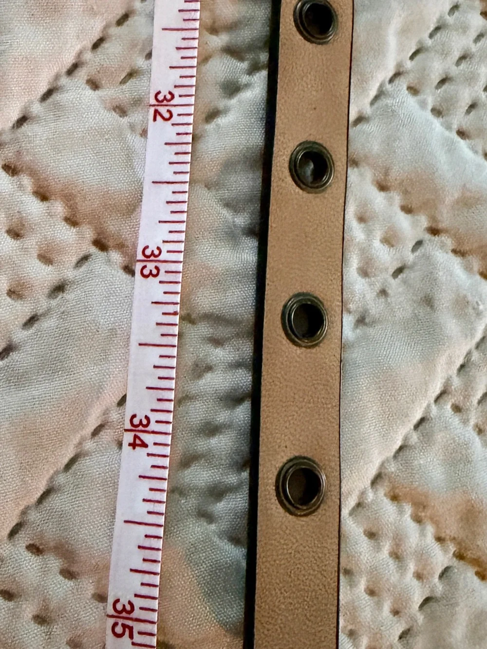 Stylish Universal Thread Two-Tone Double-Row Eyelet Belt - Black & Brown XS